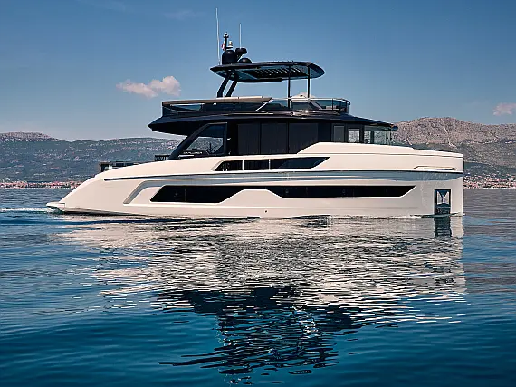 Explorer 62 Fly