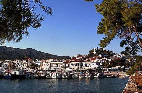  © Chris Taklis CC-BY-SA 4.0