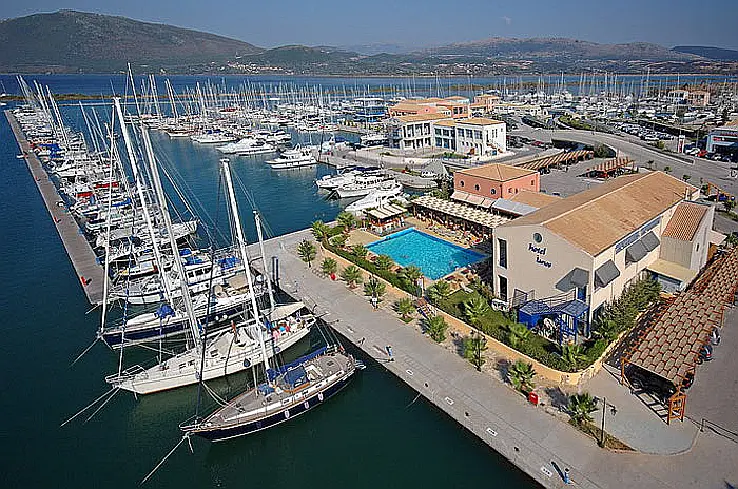 Yachtcharter Lefkas © medmarinas.com