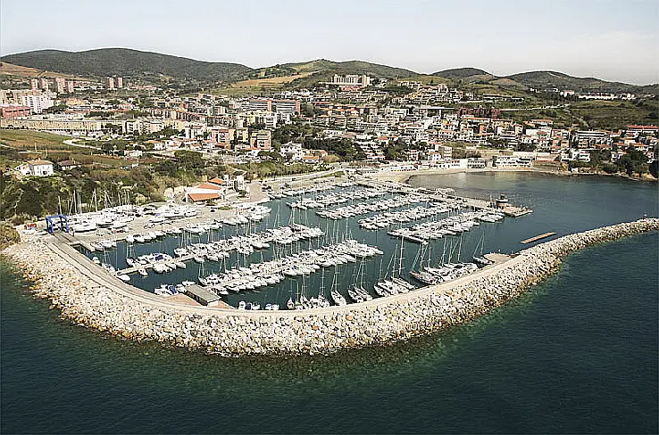 Yachtcharter Salivoli, Marina di Salivoli © marinadisalivoli.it