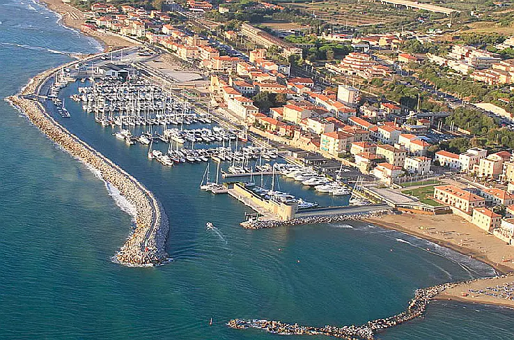 Yachtcharter San Vincenzo, Marina di San Vincenzo © marinadisanvincenzo.it